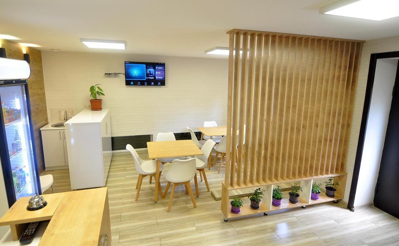 Light Hotel ティビリシ エクステリア 写真